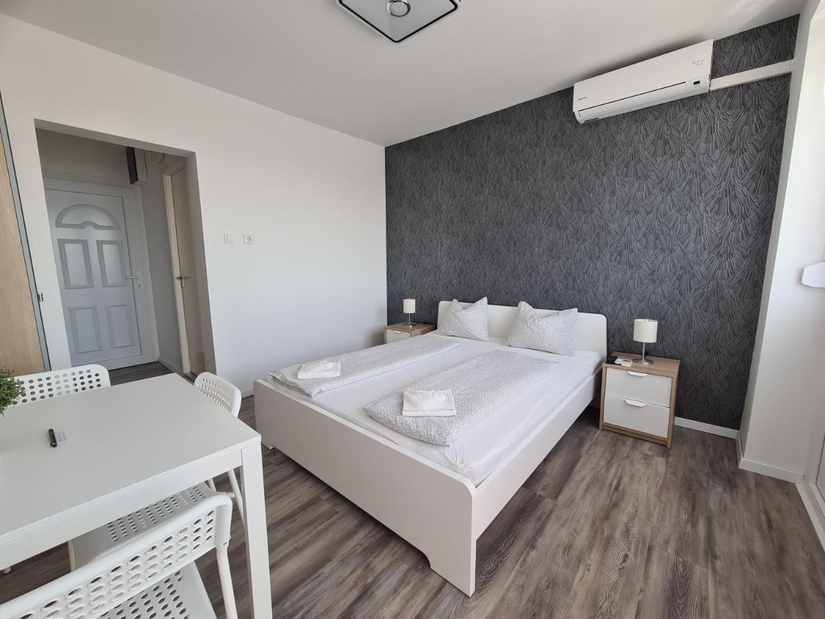 Surman Apartmanok Шиофок Экстерьер фото