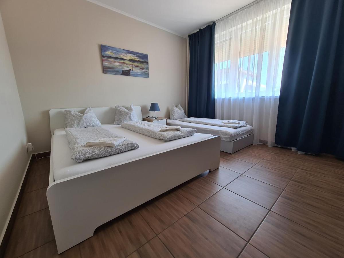 Surman Apartmanok Шиофок Экстерьер фото