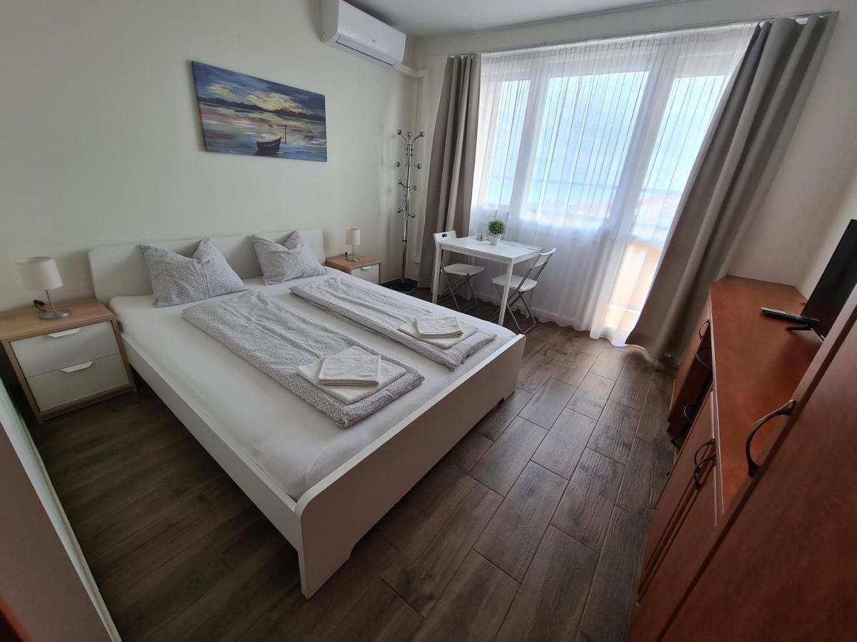Surman Apartmanok Шиофок Экстерьер фото