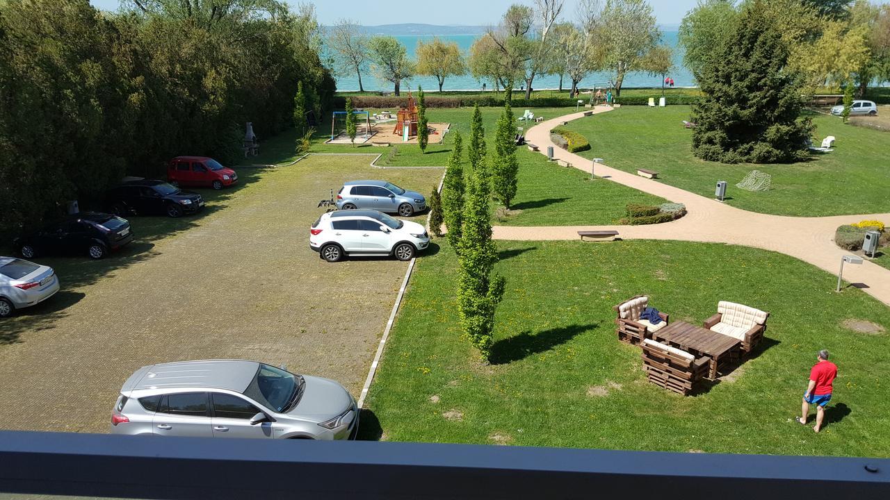 Surman Apartmanok Шиофок Экстерьер фото