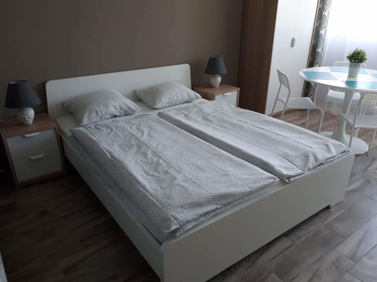 Surman Apartmanok Шиофок Экстерьер фото