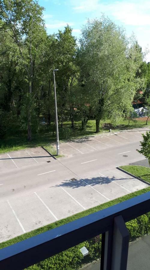 Surman Apartmanok Шиофок Экстерьер фото