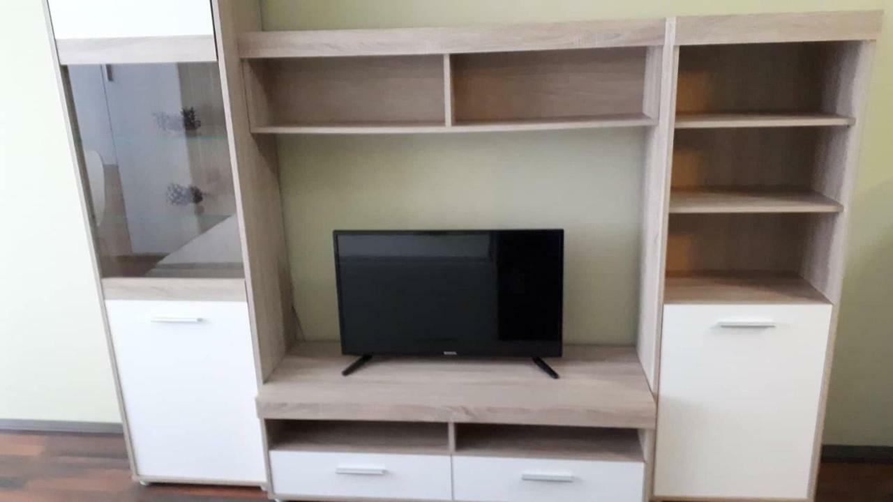 Surman Apartmanok Шиофок Экстерьер фото