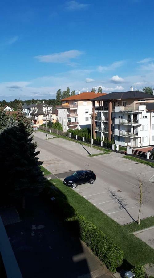 Surman Apartmanok Шиофок Экстерьер фото